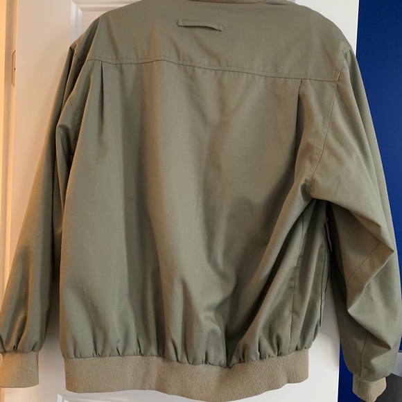 Bomber jacket! - Picture 2 of 2